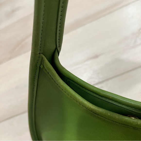 Vintage Coach Mini Ergo Satchel Handbag in Leaf Green | Style 9027 - Picture 10 of 11
